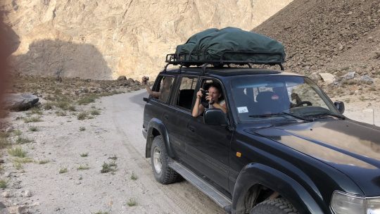 Jeepgeruckel im Panj Tal … immer entlang der afghanischen Grenze